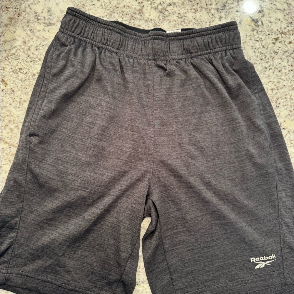 Boys Black Reebok Basketball Shorts Size Small